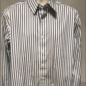 Robert Graham Gently Worn Long Sleeve Shir…